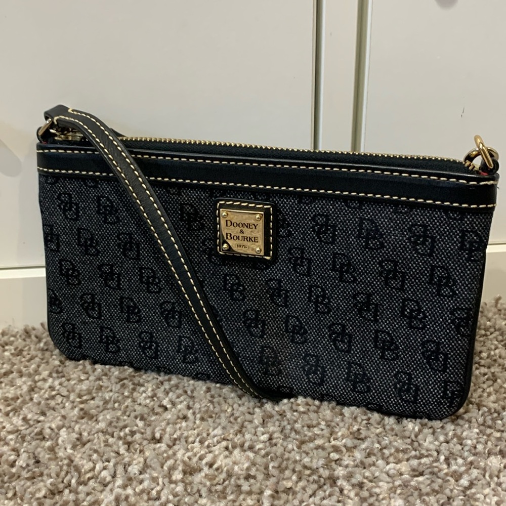 Dooney and Bourke Signature Large Slim Wristlet in black